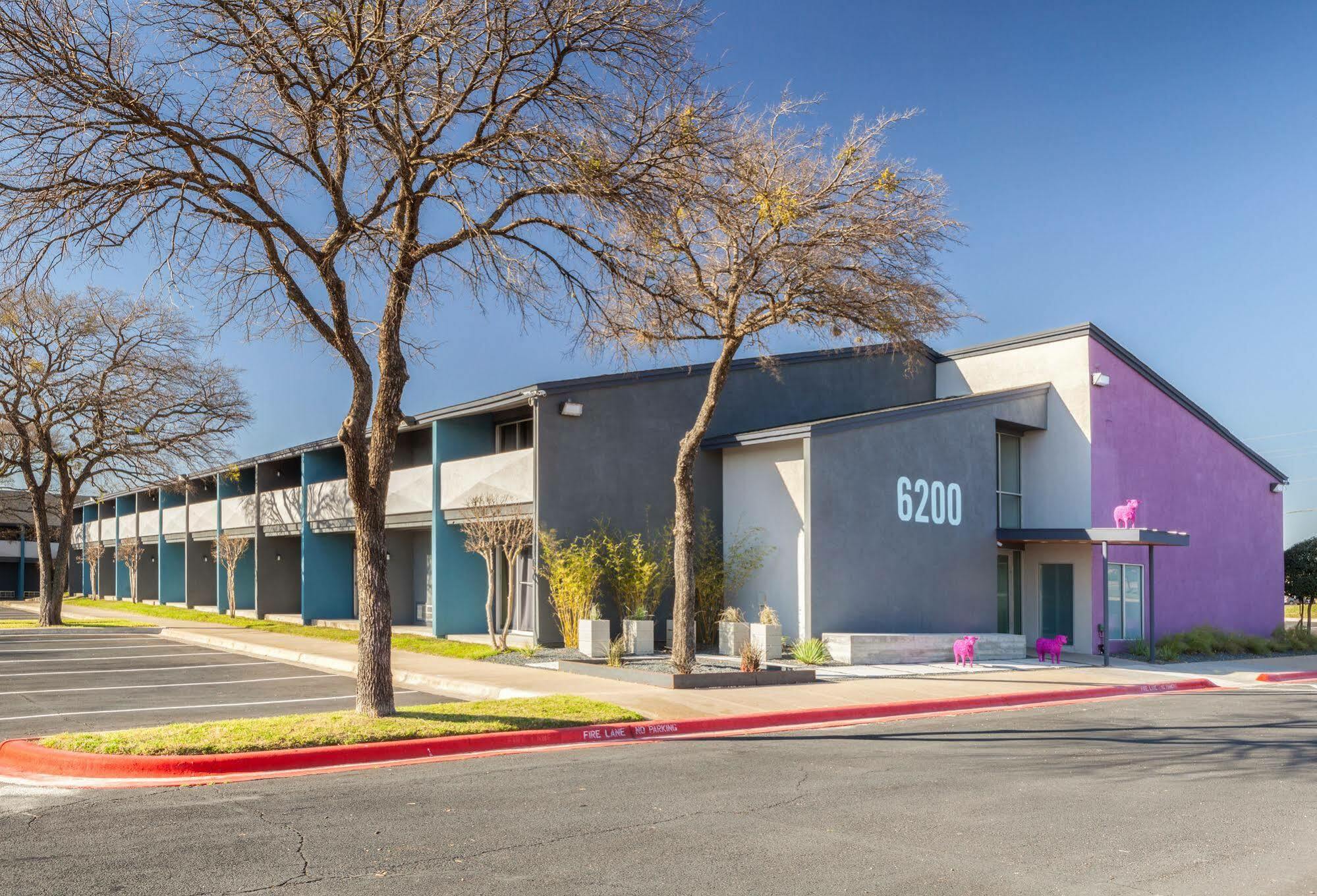 Aae Austin'S Travelodge Eksteriør bilde